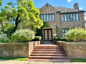 Saarinen House in Bloomfield Hills