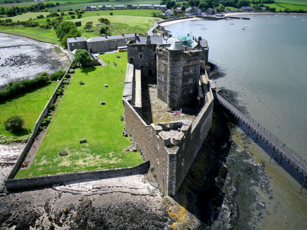 Blackness Castle — Outlander filming location in Linlithgow