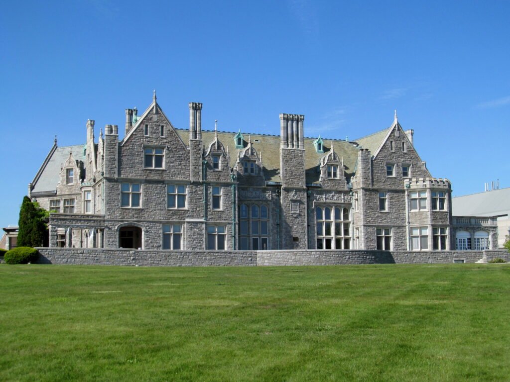 Branford House in Groton