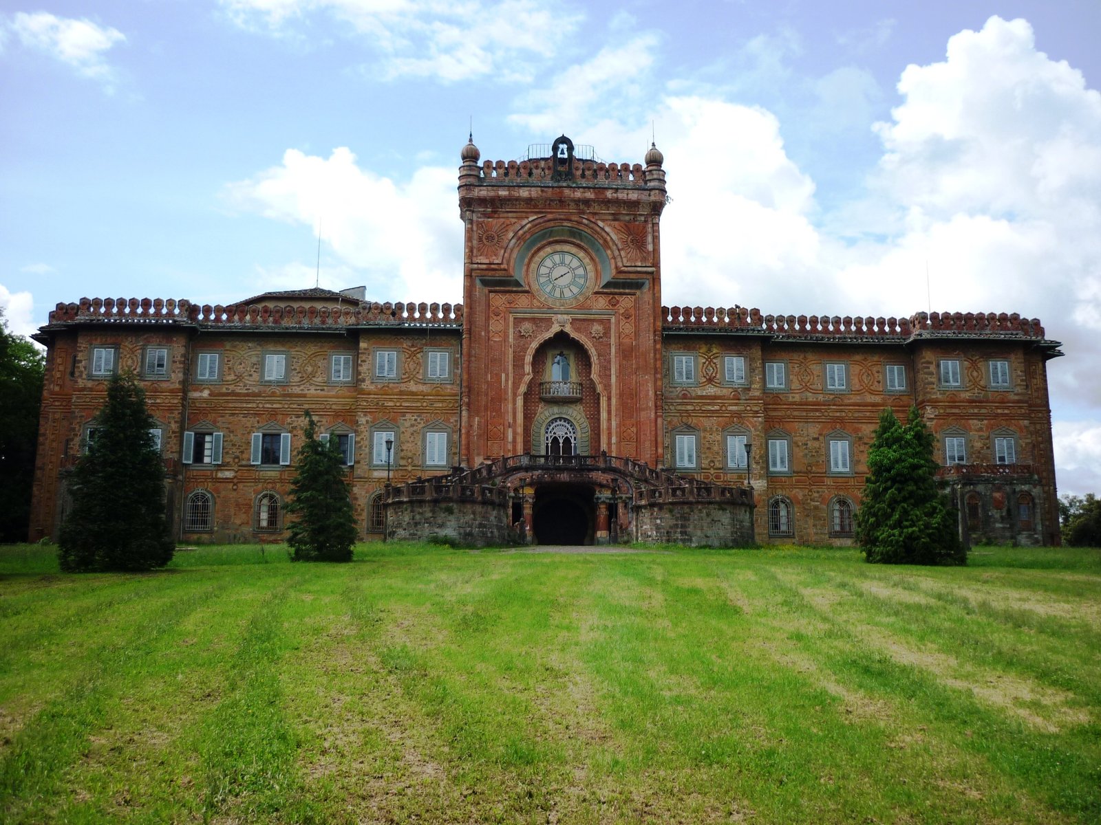 Sammezzano Castle (Castello di Sammezzano)