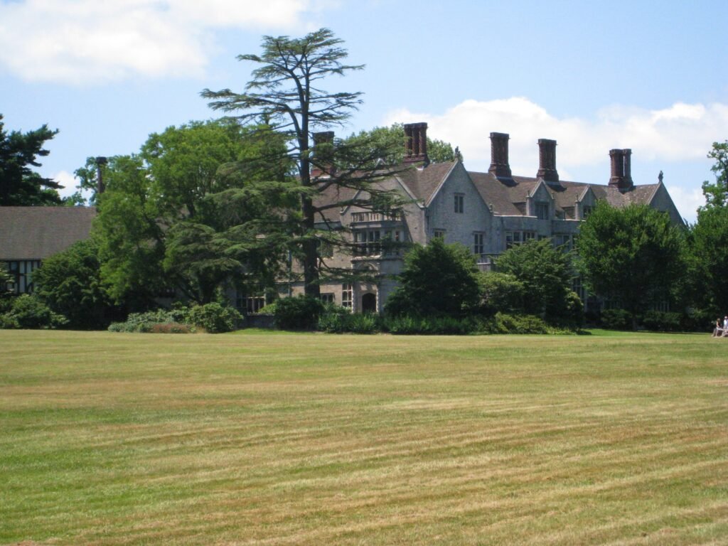 Coe Hall — Noah filming location in Oyster Bay