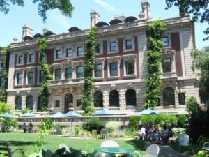 Andrew Carnegie Mansion β Gossip Girl filming location in New York