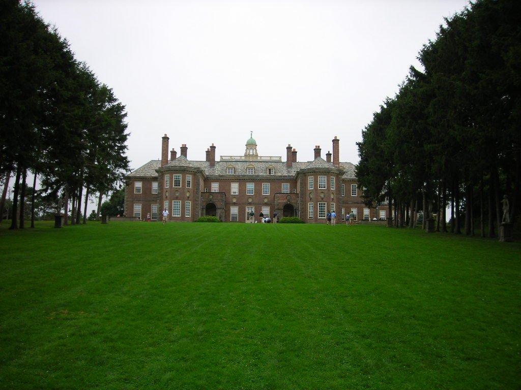 Castle Hill on the Crane Estate