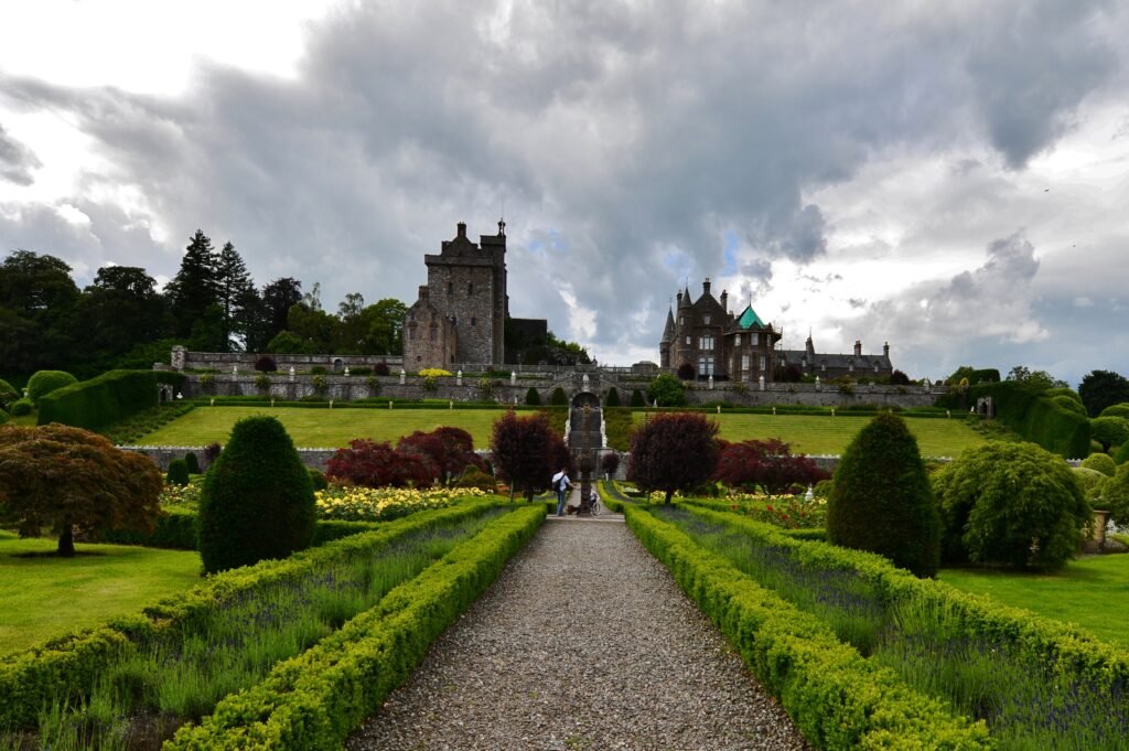 Drummond Castle Gardens — Rob Roy filming location in Crieff