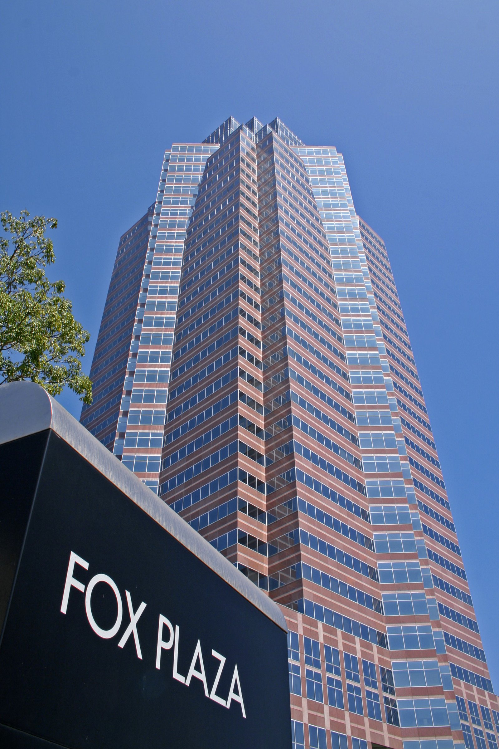 Nakatomi Plaza (Fox Plaza)