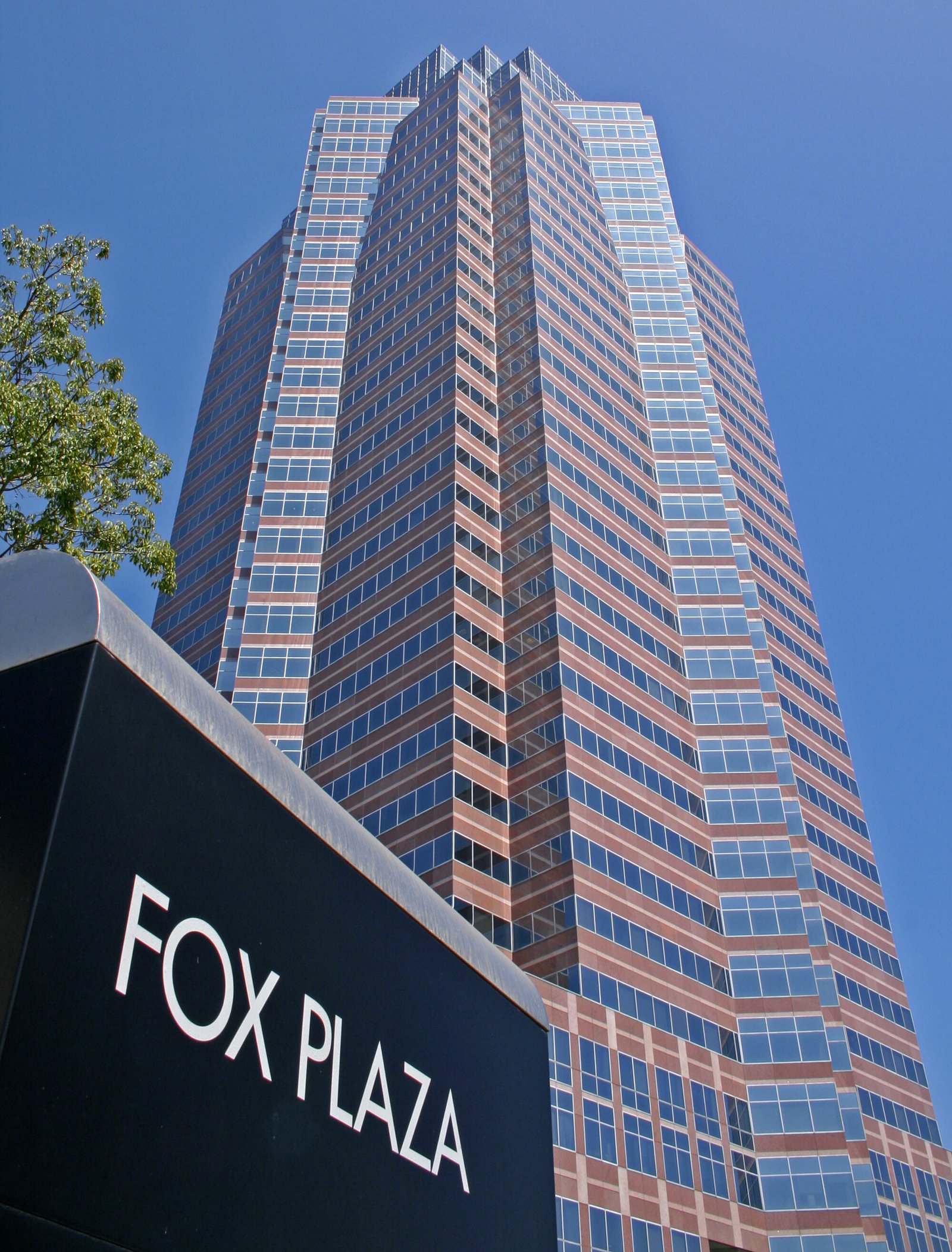 Nakatomi Plaza (Fox Plaza)