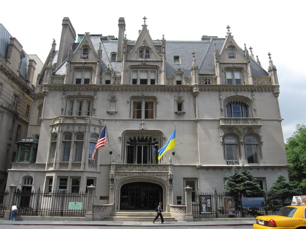 Harry F. Sinclair House — Cruel Intentions filming location in New York City