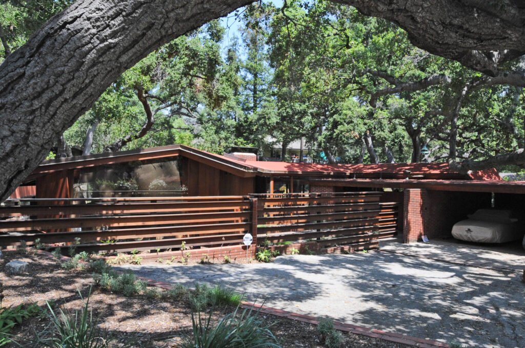 Schaffer Residence — A Single Man filming location in Glendale