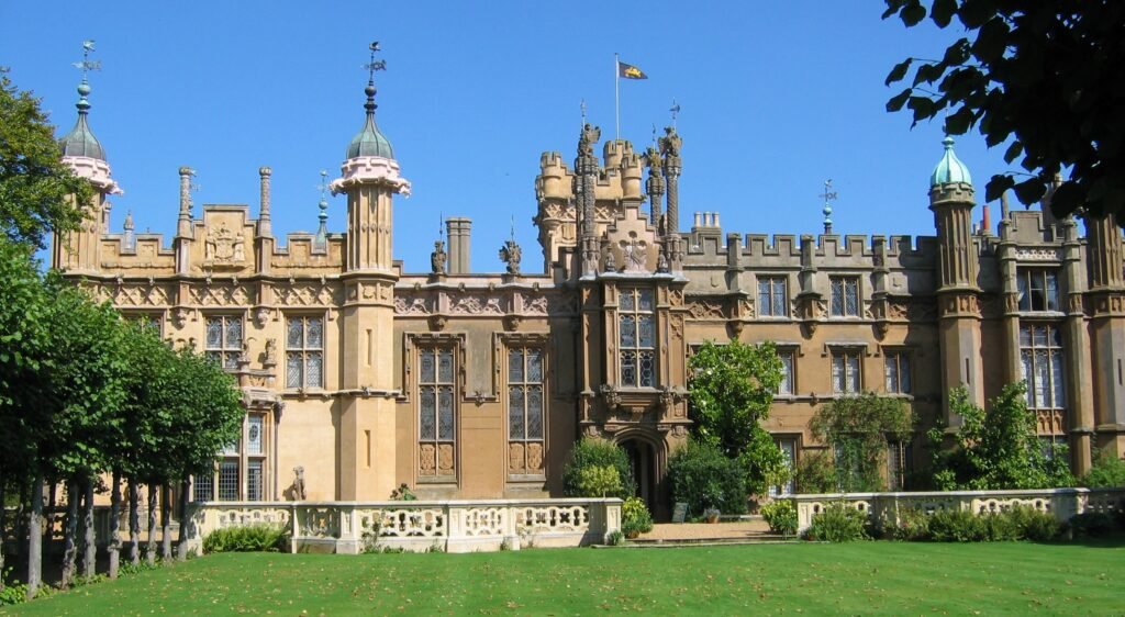 Knebworth House — Batman filming location in Knebworth