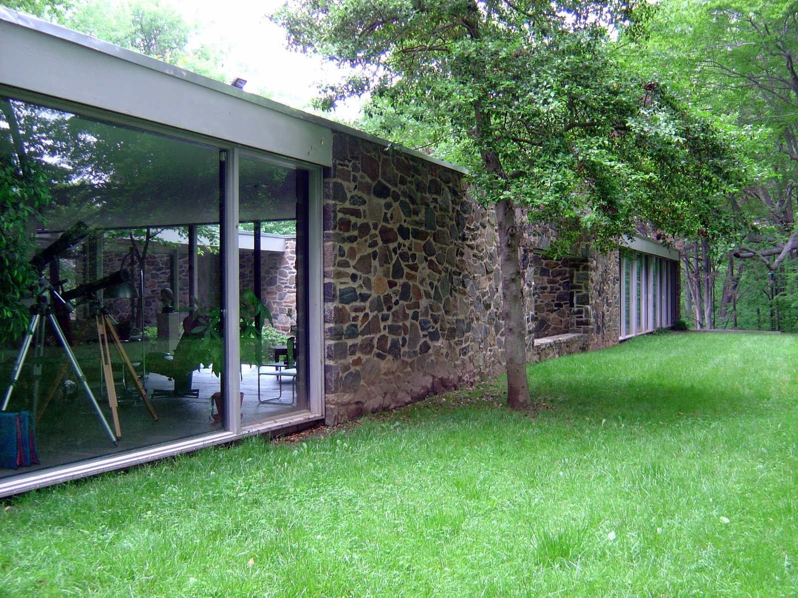 Hooper House II