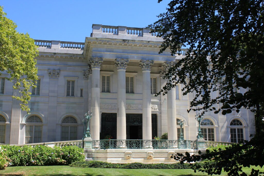 Marble House — 27 Dresses filming location in Newport