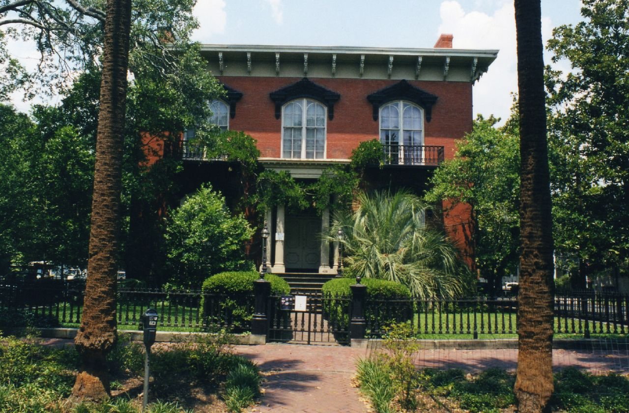 Mercer-Williams House