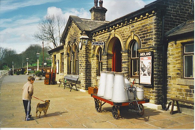Oakworth railway station