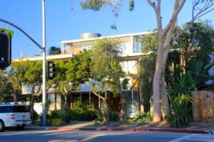 Neutra VDL Studio and Residences in Los Angeles