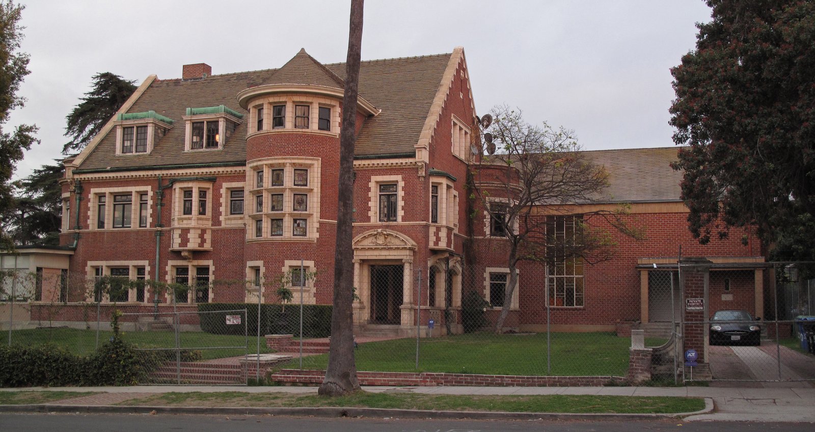 Rosenheim Mansion (Murder House)