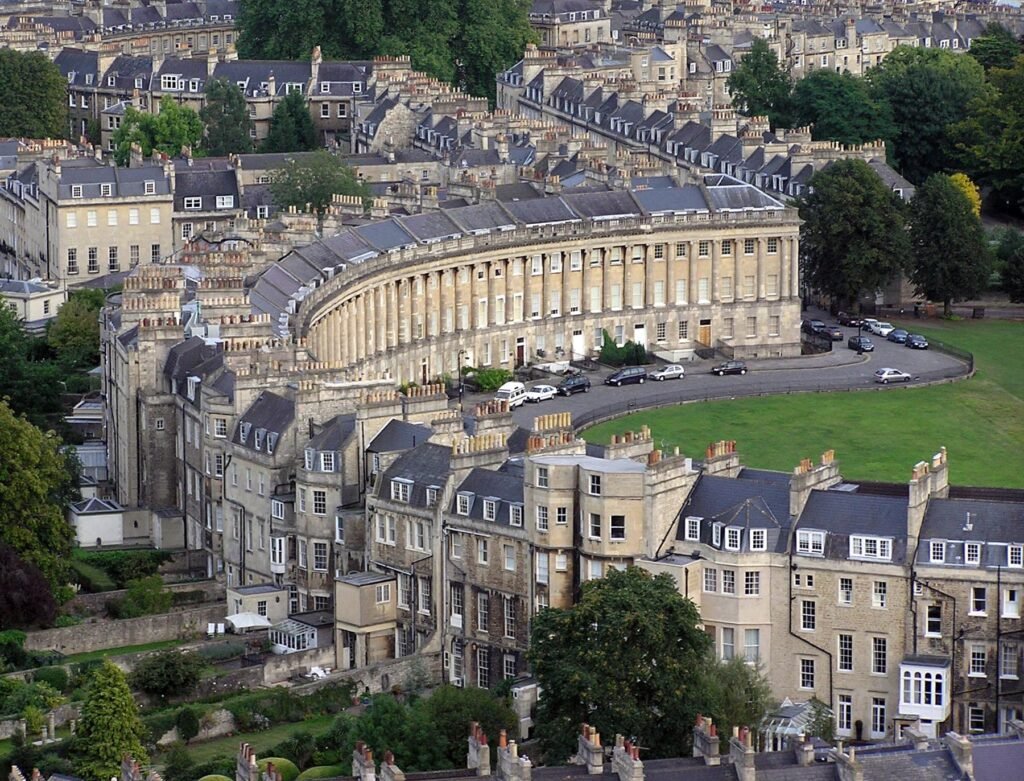 Royal Crescent — Bridgerton filming location in Bath