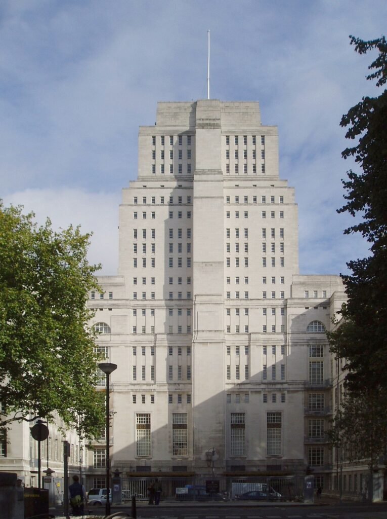 Senate House, London — Batman Begins filming location in London
