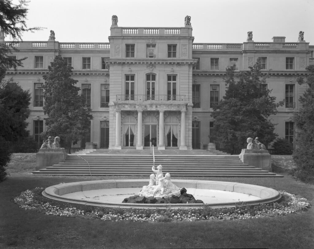 Shadow Lawn — Annie filming location in West Long Branch