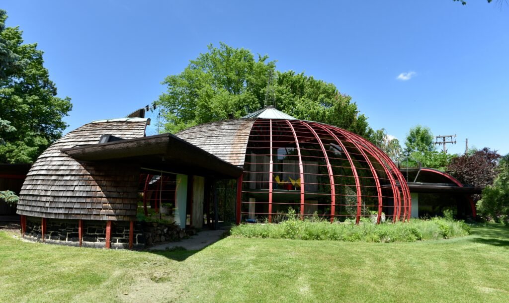 Sam and Ruth Van Sickle Ford House in Aurora