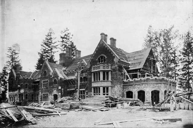 Thornewood Castle — Rose Red filming location in Lakewood