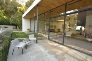 Entenza House (Case Study House #9) in Los Angeles