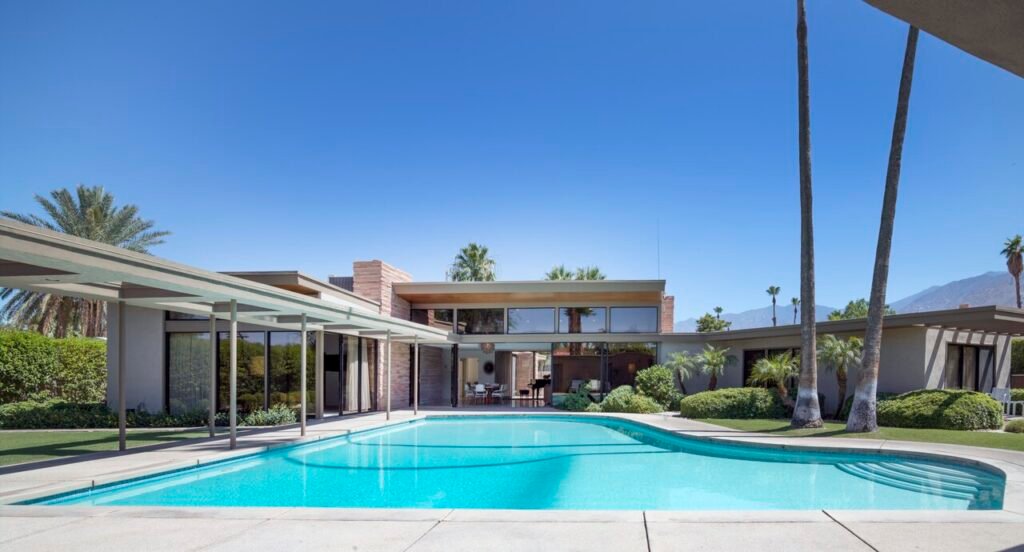 Frank Sinatra Twin Palms Estate — The Damned Don't Cry filming location in Palm Springs